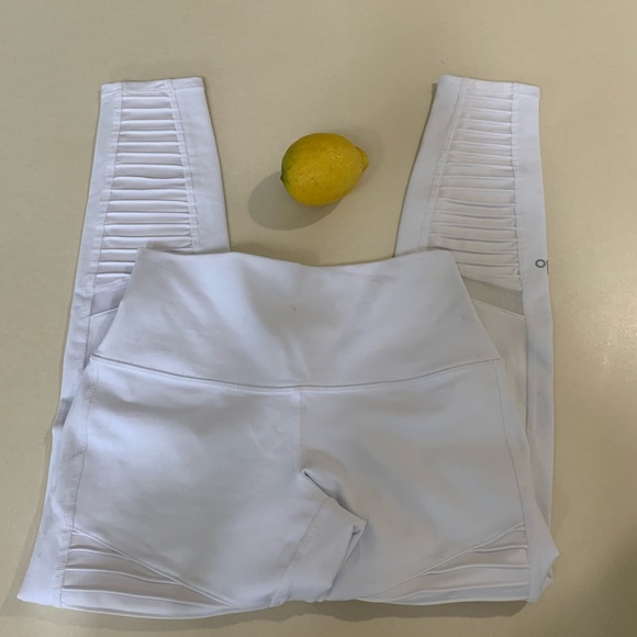 ALO Moto leggings - Picture 3 of 5